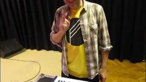 Slightly madder CheapSynth "polyphony" from £15 keytar, £10 Arduino