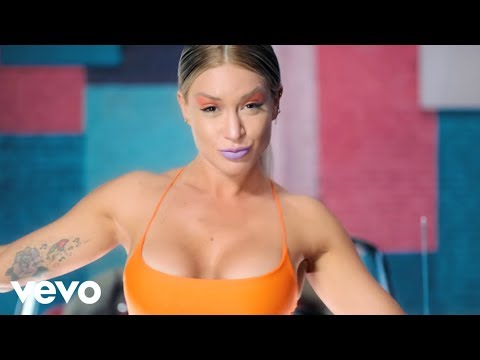 Leslie Shaw, Mau y Ricky - Faldita (Official Video)