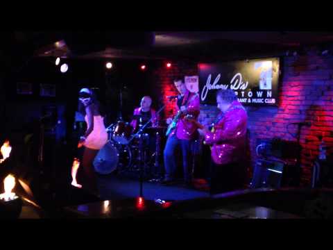 Tsunami Of Sound (with Cha Cha) 'Yellow Jacket' - Johnny D's - Somerville Ma. 7/16/2015