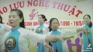 Xuân yêu thương. Nhóm nhảy Bình minh