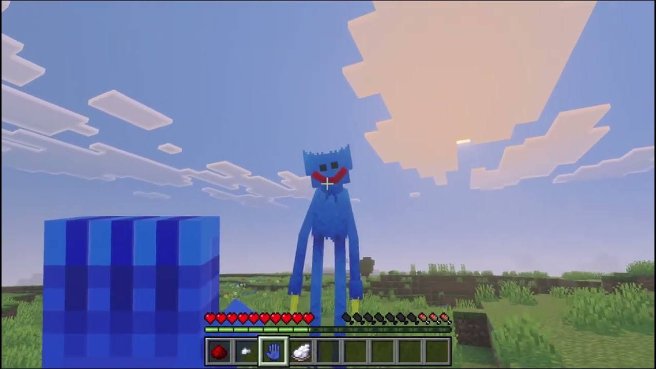 I Got Hunted By Huggy Wuggy In Minecraft?!