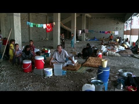 Displaced Iraqis fear risks of returning home