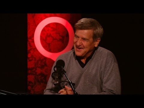 Hockey Legend Bobby Orr in Studio Q