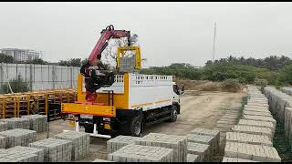 #Bricksloadingcrane #crane #knuckleboomcrane #truckcrane #lorrycrane #pritamequipments.#9677086255