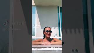 Tayna në pishin #tayna #cutietayna