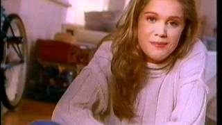 Always with Channels Maxi Pad Commercial (1995)