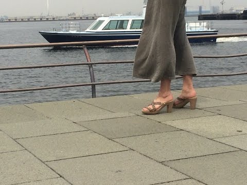 クロックス サイプラス 4.0 レオパード ヒールの疲れないヒミツ
