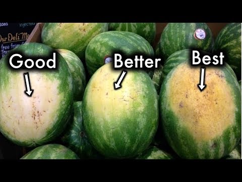 Video: How To Choose The Right Ripe Watermelon When Buying