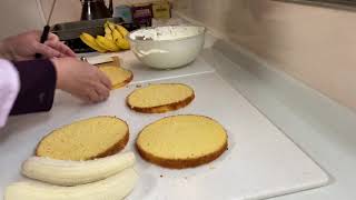 丸ごとバナナロールケーキ