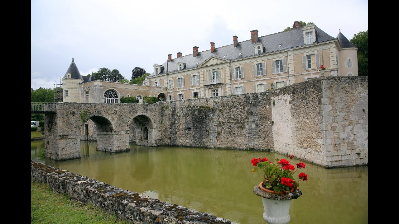VIDÉO. Le château de SaintDenissurLoire soutenu par le Loto du