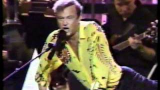 Peter Allen performs "I Go to Rio" on July 4th special chords