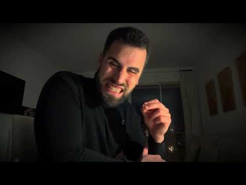 POLICE OFFICER LEAVES SPAIN AND EXPLAINS WHY