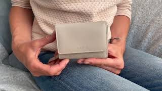 Kleine Mini Wallet Met Veel Opbergruimte En Rfid Bescherming Van Loulou Essentiels