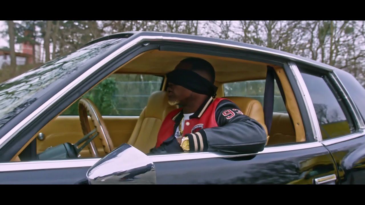 Watch Ariel Sheney - Soldat ( Clip officiel ) on YouTube Watch Ariel Sheney - Soldat ( Clip officiel ) on YouTube