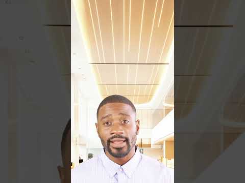 لماذا يضحك الناس أحيان ا في العزاء