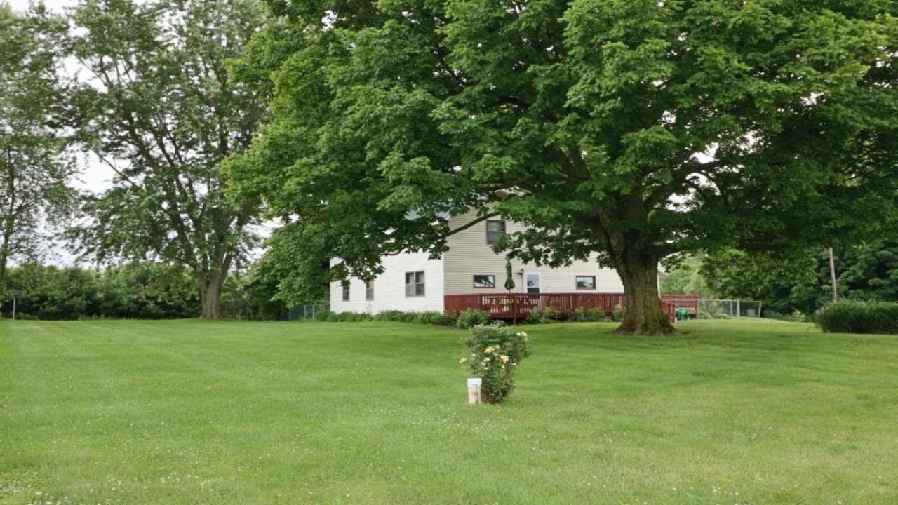 4079 Hochberger Road Eau Claire, MI Homes for Sale