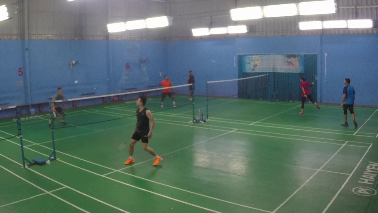 Phuc drowns Phong 21-15 | Khanh Hong Badminton Club | Sunday Single Championship 2019/2020