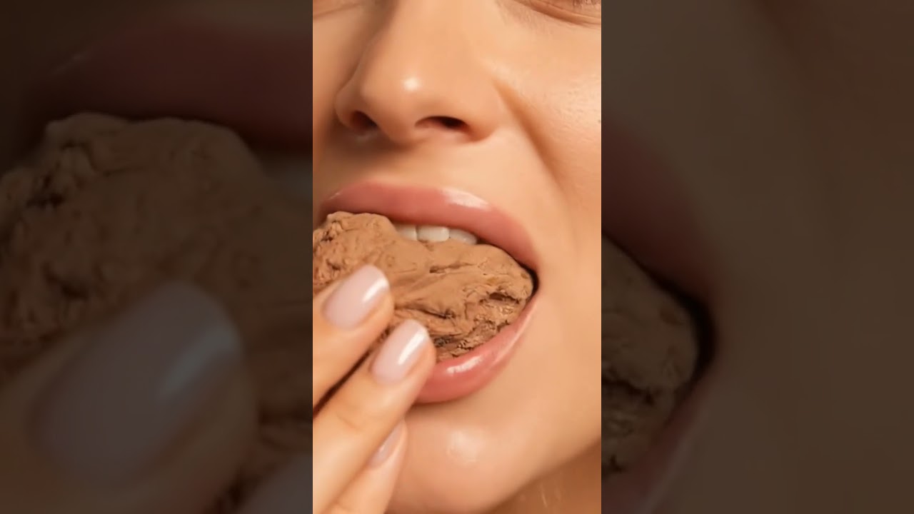 Liquid Contrasts: Splash, Melt, Pulse