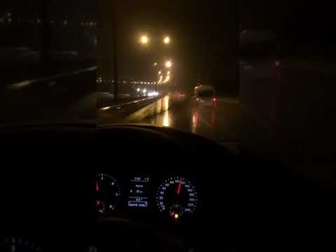 Volkswagen Transporter / Gece Yağmurlu Snap