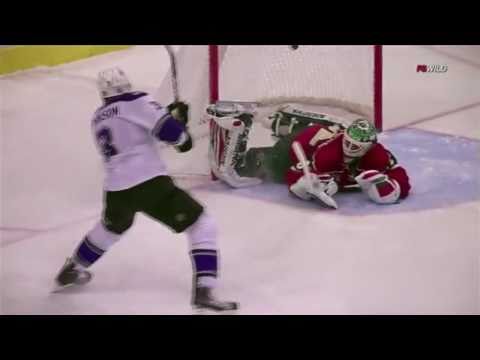 Amazing toe save by Niklas Backstrom in the shoot ...