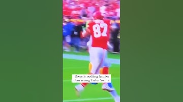Taylor Swift geeked when Travis Kelce got hit! #shorts #taylorswift #traviskelce