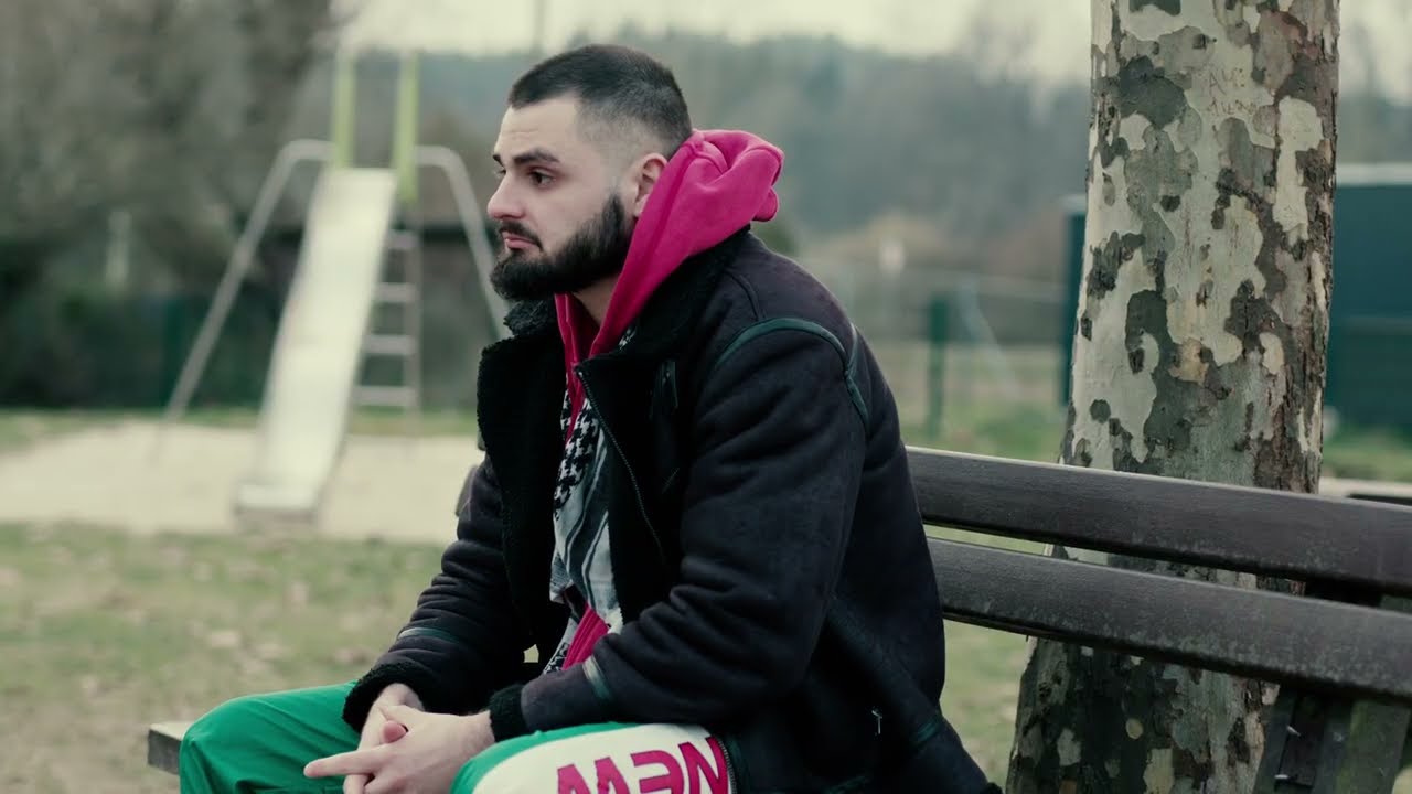 Watch KAPSO - Wir Kinder (prod. by DizeBeatz)(Video by Daniel Baudiß) on YouTube Watch KAPSO - Wir Kinder (prod. by DizeBeatz)(Video by Daniel Baudiß) on YouTube
