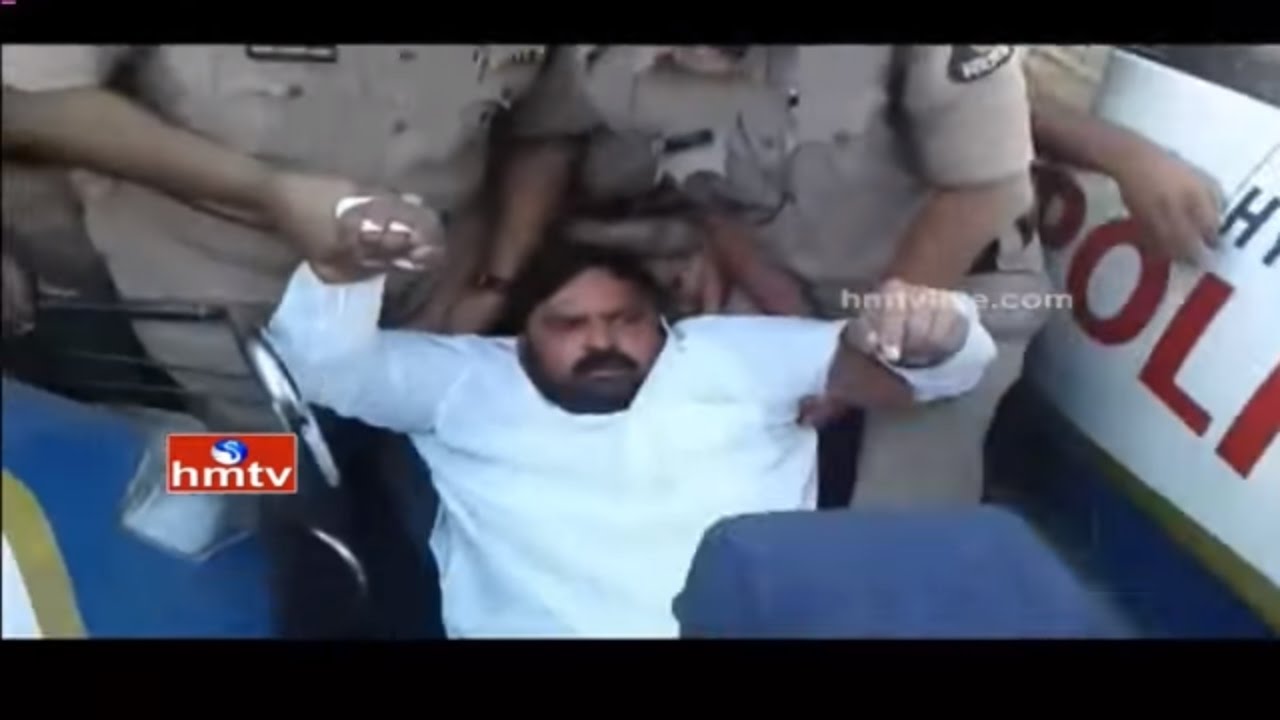 Police Arrests Former MP Anjan Kumar Yadav Over To Meet Kodandaram In Jail | HMTV