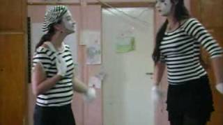 Mimos y Payasadas-Grupo de teatro Bohemia