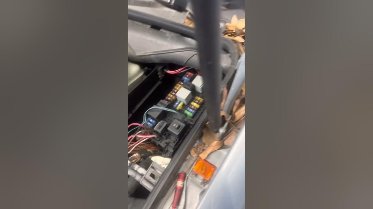 2006 Mercedes Benz E350 check engine light Air injection fault