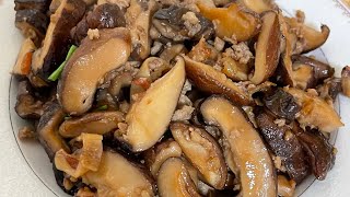 របៀបឆាផ្សិតក្រៀម [How to stir fried dried mushroom ]