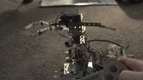 Errector Set Bot-Bot PS2 Controlled Demonstration