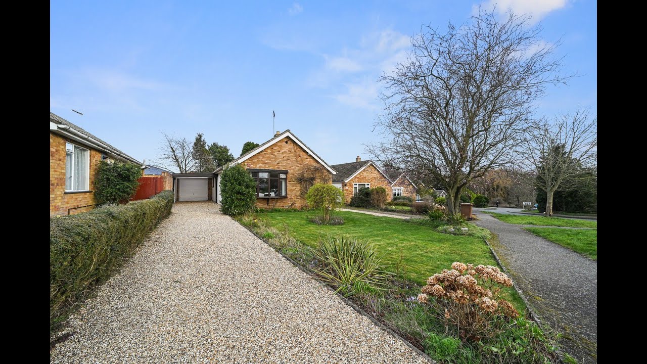 For Sale Valley Close, Brantham, Essex, CO11 1QG YouTube