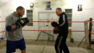Owen gallagher boxing training Resimi