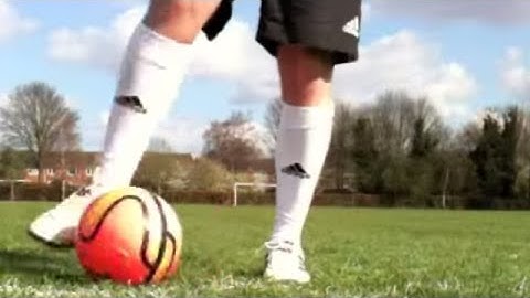 Learn the Elastico, Flip Flap - football soccer skills