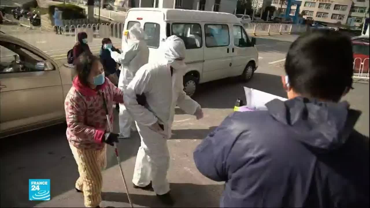 الصين: تراجع عدد الإصابات الجديدة بفيروس كورونا إلى أقل من 2000 حالة اليوم للمرة الأولى منذ يناير