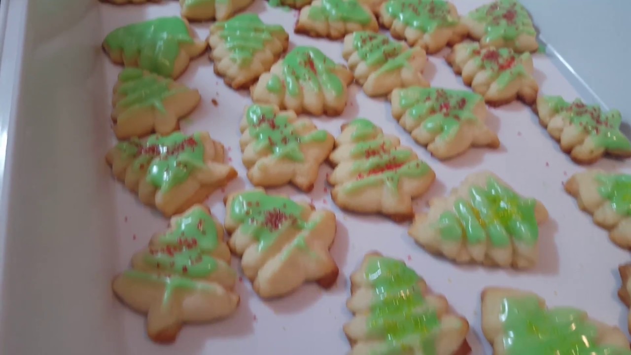How to Make Almond Spritz Cookies using Wilton Recipe and Cookie Press