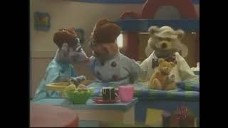 St Bears Dolls Hospital Intro בית חולים לבובות
