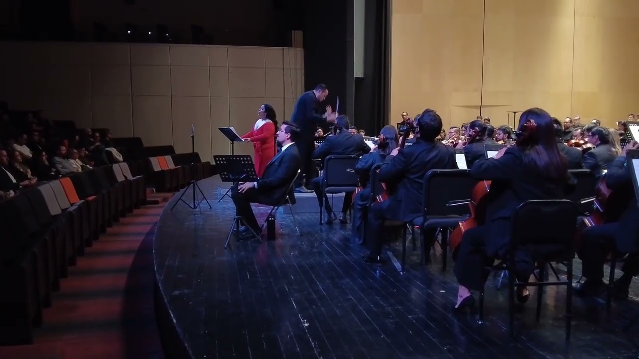 In trutina, Carmina Burana, C. Orff. Solo para soprano.