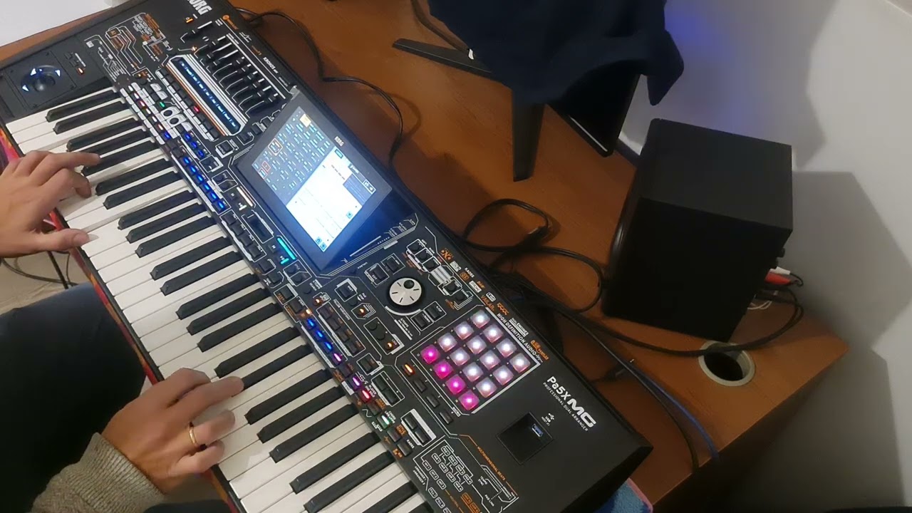 Korg pa5x MG - Player One Solo 2