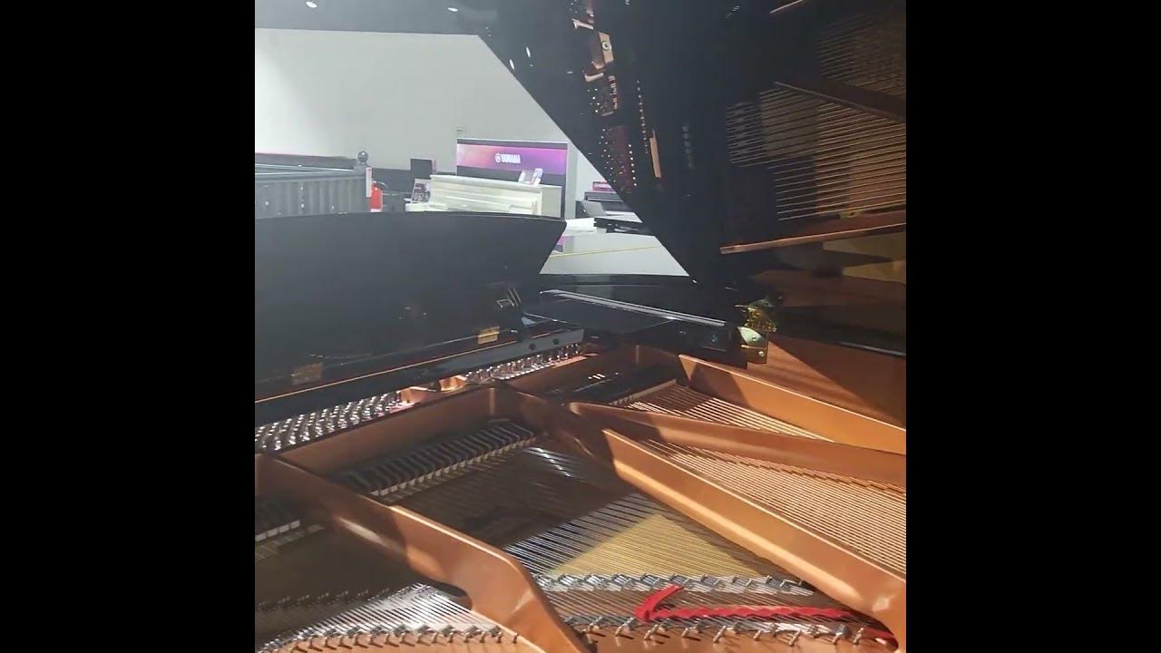 Showroom Summer sale: Yamaha C1X TransAcoustic