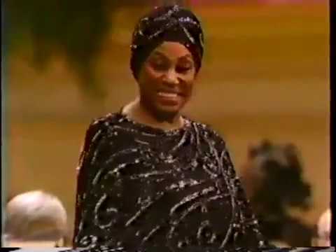 Video: Leontyne Price Net Worth: Wiki, Ndoa, Familia, Harusi, Mshahara, Ndugu