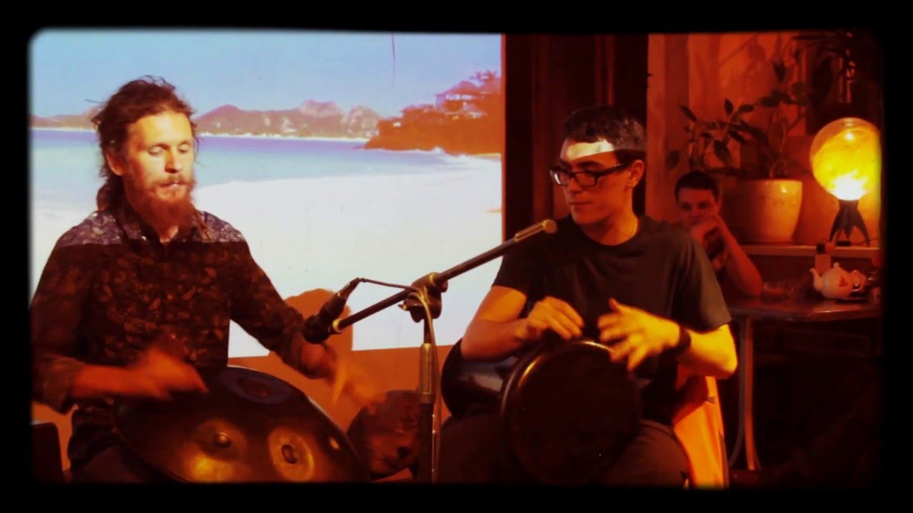 Three Pandas and the Moon - Handpan & Darbuka Jam, Auroville Cafe, 2016