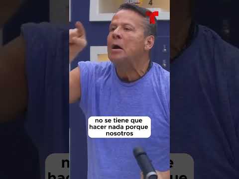 A todo grito: