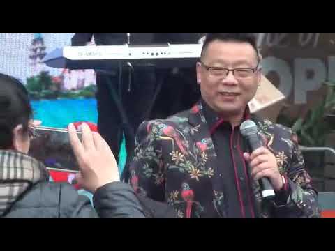 看滑稽学苏北话 - 蔡嘎亮威尼斯龙阳路表演 - noise reduced