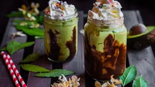 طريقة تحضير عصير الافوكادو الشهير ( زعزع ) مذاق لا يقاومHow to prepare the famous avocado smoothie