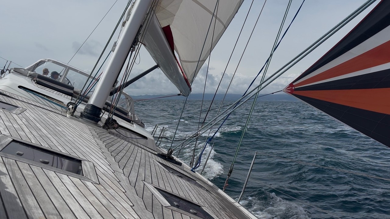 ⁣Junglefever, a Hanse 630e under Sail
