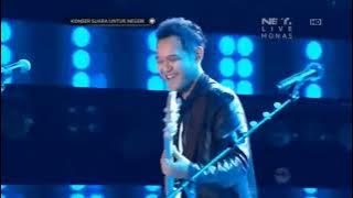 IWAN FALS FEAT BONDAN PRAKOSO (kompilasi) - KERONCONG KEMAYORAN || LIVE KONSER #bondanprakoso #duet