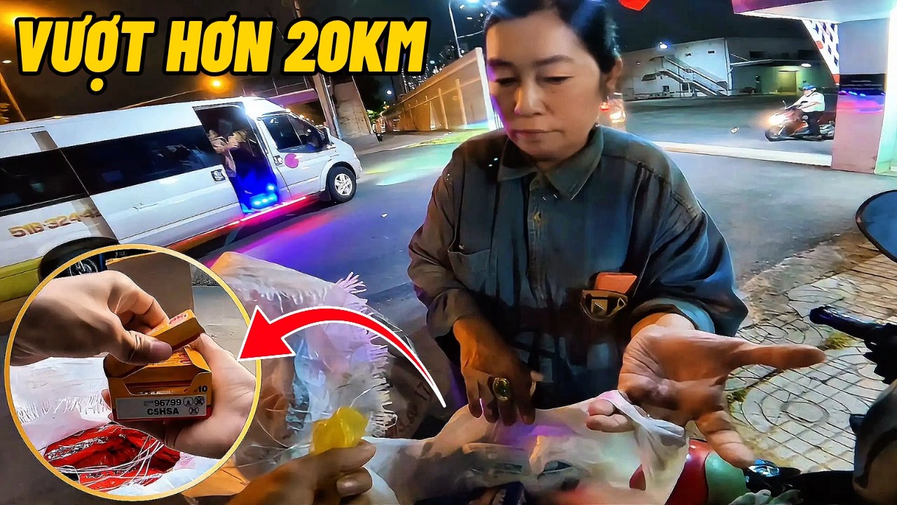 Cảm phục chị vượt hơn 20km trong đêm đến tặng rất nhiều quà và những lời nói bất ngờ