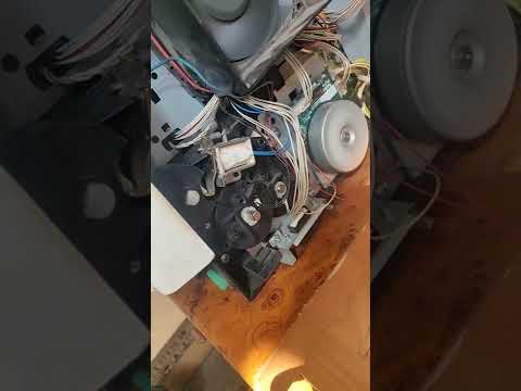 Kyocera 1035 стук