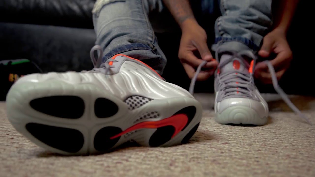 foamposite pure platinum on feet